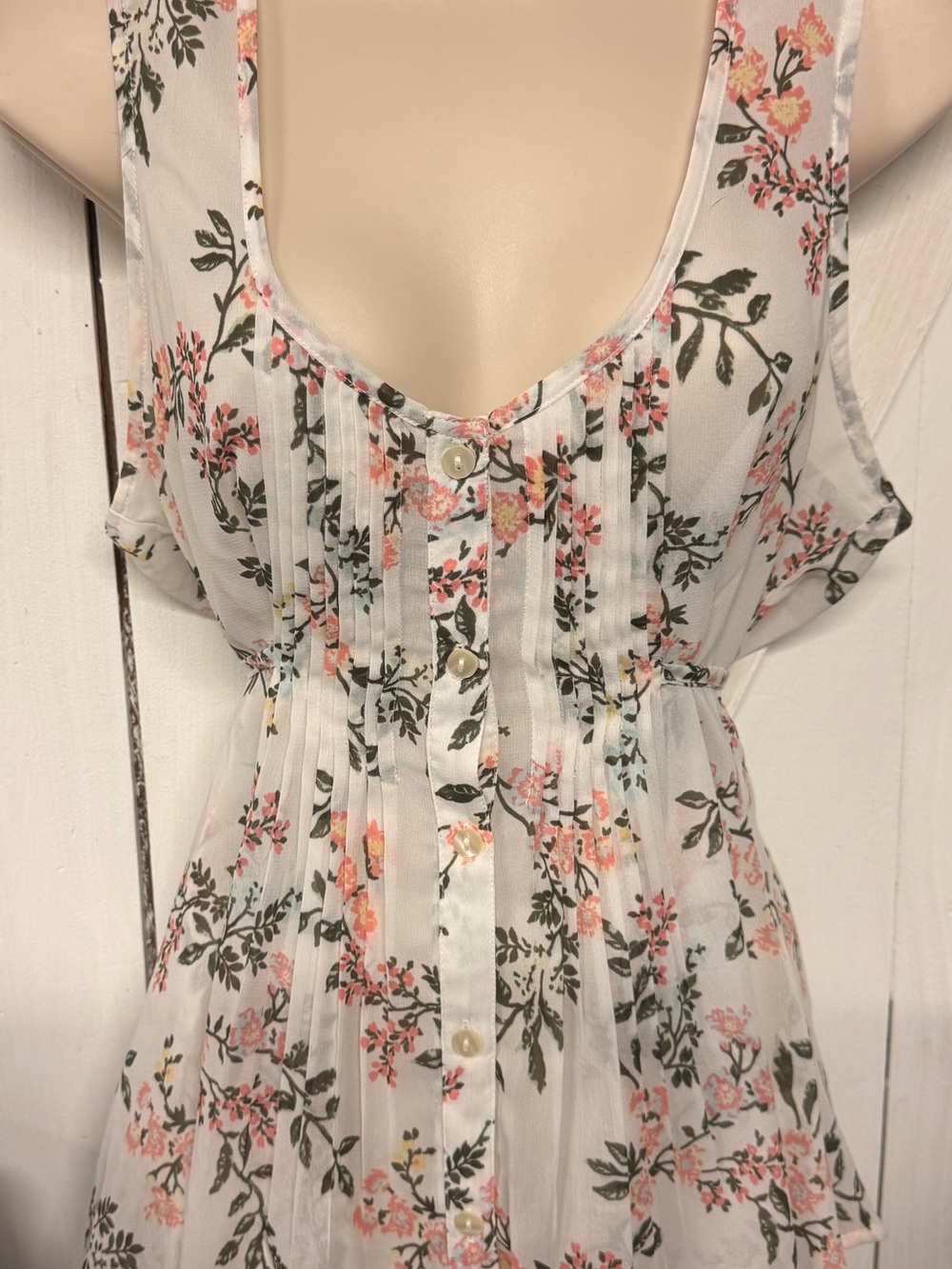 American Rag White Floral Sleeveless Button-Front Tunic with Pink & Green Print